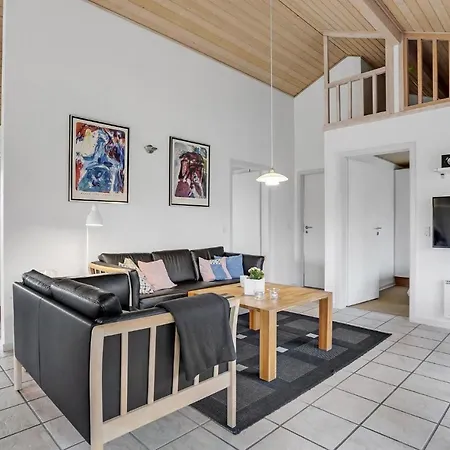 度假居 3 Bedroom Beautiful In Nørre Nebel