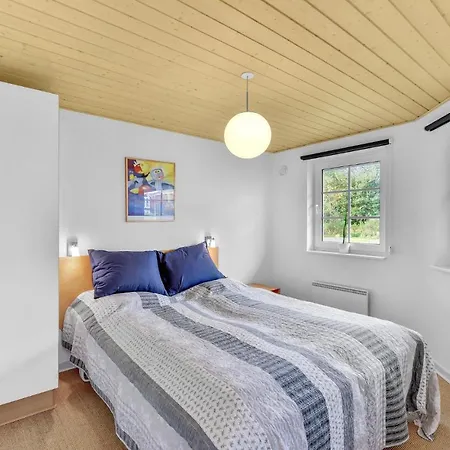 3 Bedroom Beautiful In Holiday home