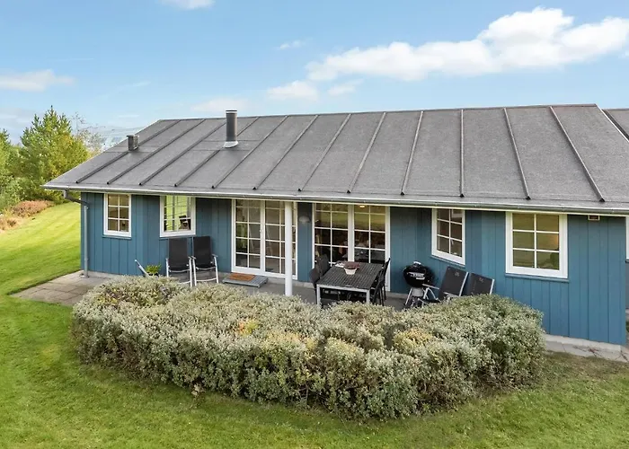 3 Bedroom Beautiful In Σπίτι διακοπών