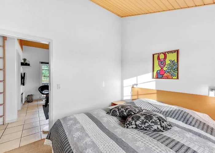 3 Bedroom Beautiful In Σπίτι διακοπών Nørre Nebel